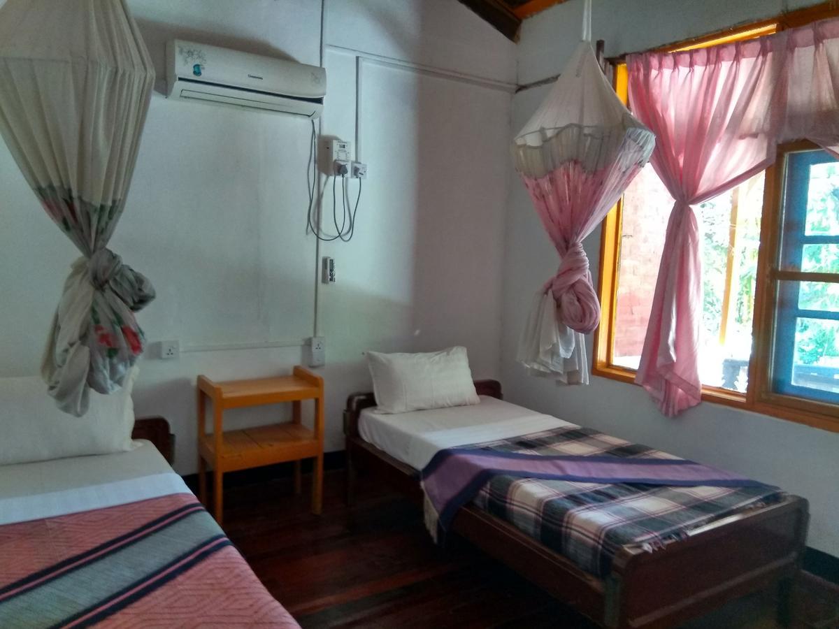 Prince Hotel Mrauk-oo Exterior foto
